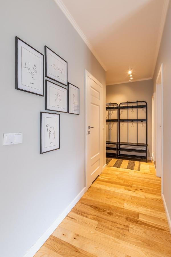 Komfortowy Apartament Z Parkingiem Wrocław Buitenkant foto